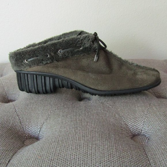 Madison Studio Green Suede Clog/Mule 7.5 M - Picture 1 of 7